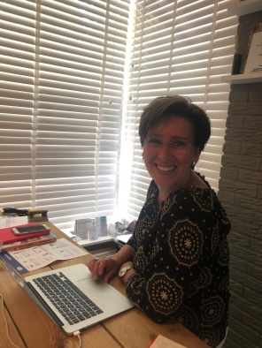 Mirjam Bronder .  Paramedisch Natuurkundig vakspecialist. 